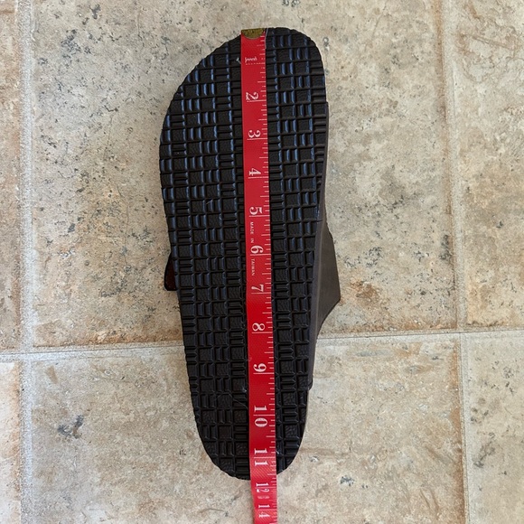 GOODFELLOW & CO. SANDALS - Picture 6 of 6